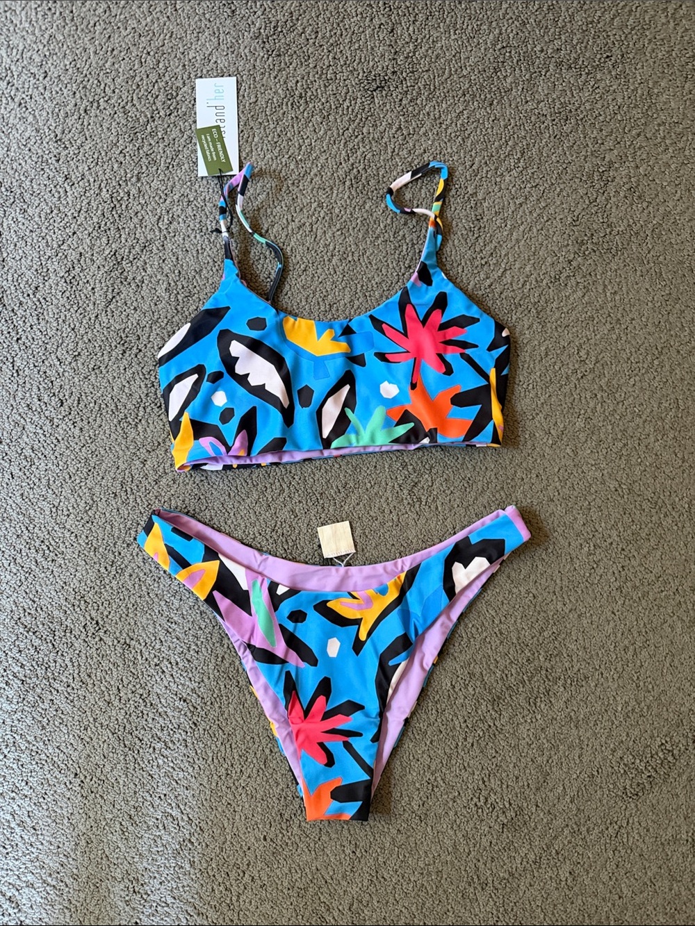 Island’her bikini size M